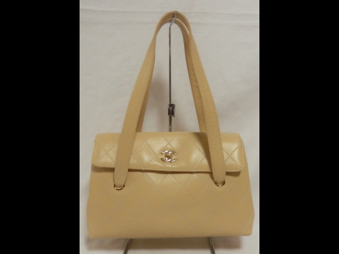 シャネル　ワイルドステッチライン　 (USED)