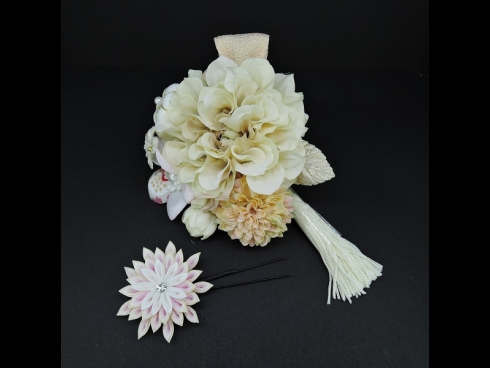 つまみ付フラワ－コ－ム・ミニ2点セット　オフ白