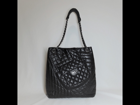 シヤネル ラムチェ－ンショルダ－バッグ（USED/美品）