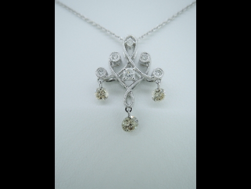 K18WG ダンシングダイヤモンド(0.53ct) ペンダントネックレス