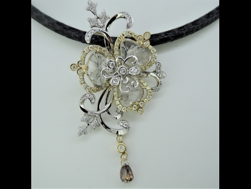 K18WGダイヤモンド（約5ct刻印なし）ペンダントネックレス