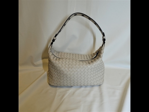 ボッテガヴェネタ　ワンショルダ－バッグ（美品）