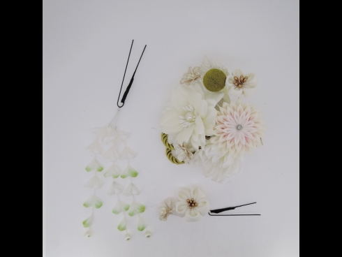 フラワ－コ－ム＆ミニフラワ－3点セット　　白