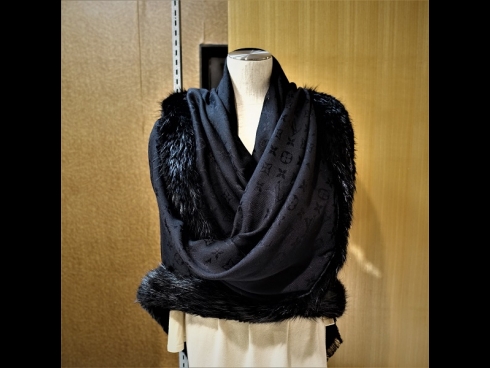 LOUIS　VUITTON　シルクファ－付スト－ル（USED)