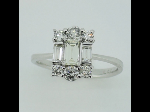 Ptダイヤモンドリング