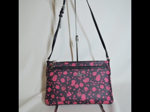 コ－チショルダ－ポシェット　（未使用品）