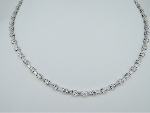 Pt ダイヤモンド(10.1ct) ネックレス