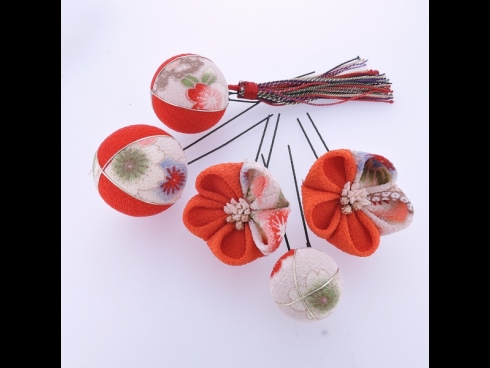 ちりめん細工・ちりめん玉5点セット　オレンジ