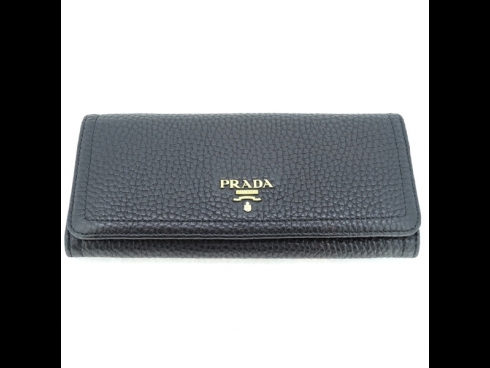 プラダ　長財布　　（USED)