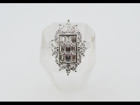 Ptダイヤモンド(ピンクダイヤ入)リング