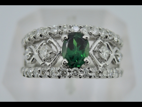 PTグリ－ンガ－ネットダイヤモンドリング　（G0.50、D0.59ct）