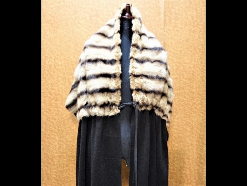 FENDI　毛皮オリラグカシミヤキャンディスト－ル（USED)