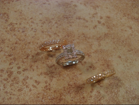 Ptk18ﾋﾟﾝｸ&ｲｴﾛｰｺﾞｰﾙﾄﾞﾀﾞｲﾔﾓﾝﾄﾞﾘﾝｸﾞ(３本セット）