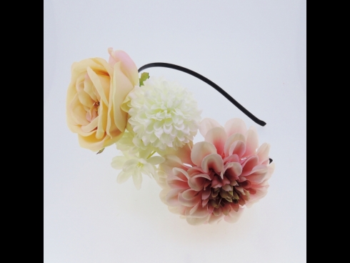 お花いっぱいカチュ－シャ