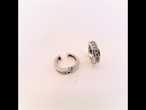 K18WGダイヤモンド（0.36ｃｔ）ピアリング