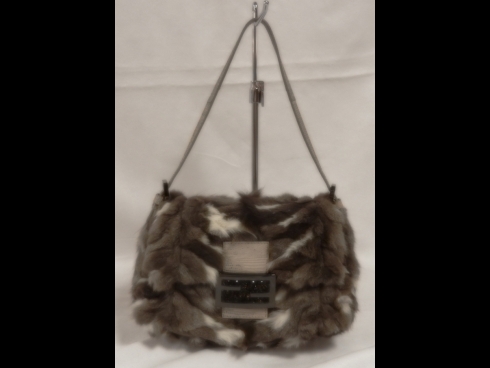 フェンディ　リス毛ハンドバック　（USED)　