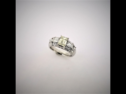 Pt900ダイヤモンド1.033ｃｔ　1..23ｃｔリング