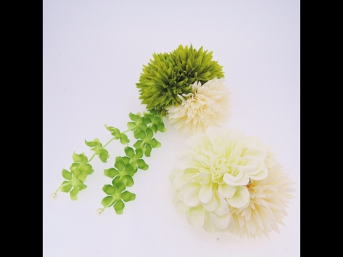 ポンポンマム花下がりクリップフラワ－コ－ム