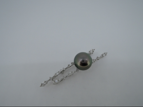 K18WG 南洋黒蝶真珠(11mm) ペンダントブローチ