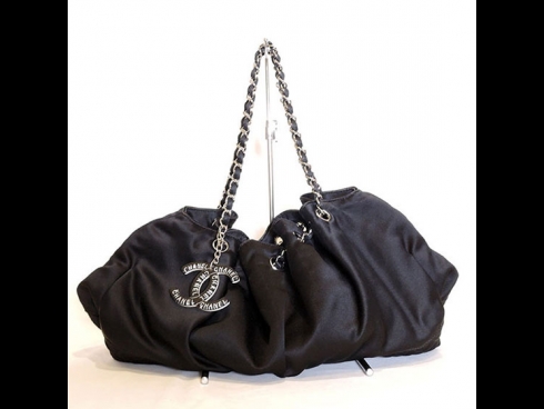 シャネル　チェーントートバッグ     (USED)