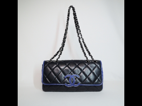 シャネル　青ラムスキン　ＣＣショルダー　(USED)