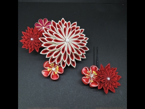 つまみ菊コ－ム・ミニ2点セット　赤