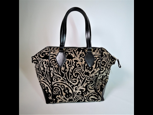 エトロト－トバッグ　ブラック　（未使用品）