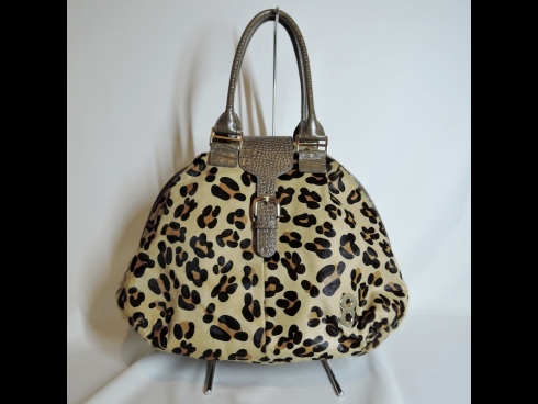 ム－タ　ハラコト－トバッグ　ヒョウ柄　（美品）