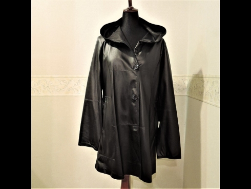 ラムレザ－1枚仕立てリバ－シブルコ－ト（フ－ド付・ブラック）