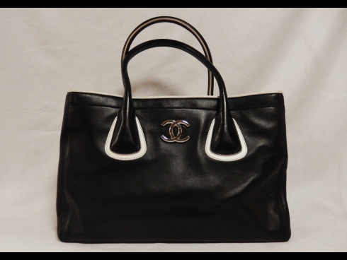 シャネル　トートバック　　 (USED)