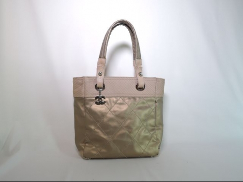 シャネルトートバッグ　(USED)