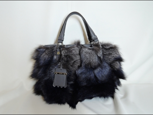 トッズFOXファ－バッグ　（USED/未使用品）