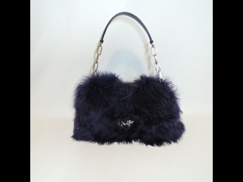 ディオ－ル アルパカチェ－ンバッグ(未使用品）