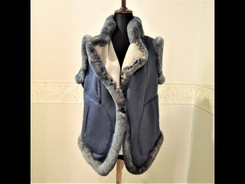 ラビット・カシミヤ・リバ－シブルベスト