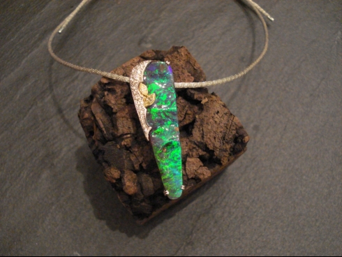 K18WGﾎﾞﾙﾀﾞｰｵﾊﾟｰﾙﾍﾟﾝﾀﾞﾝﾄﾌﾞﾛｰﾁK18WGﾏｸﾞﾈｯﾄﾈｯｸﾚｽ