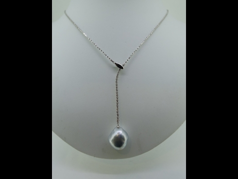 K18WG南洋ダイヤモンドペンダントネックレス