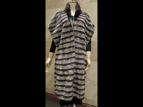 ウィ－ゼルミンク・リス・100％カシミアリバ－シブルベスト