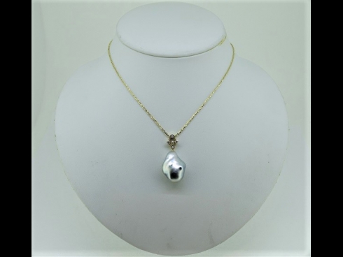K18南洋真珠・アコヤケシ珠・ダイヤモンド（0.07ct）ペンダントネックレス