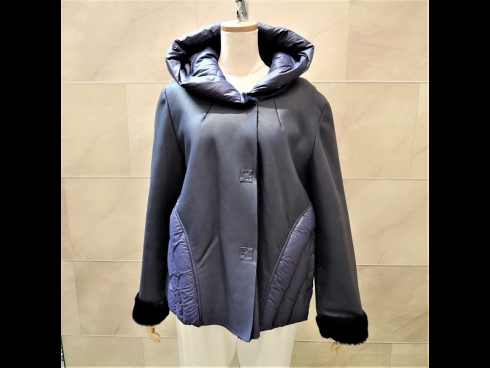 ム－トンダウンフ－ド付ジャケット