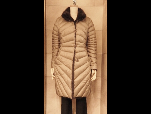 ダウン リス リバーシブルコート