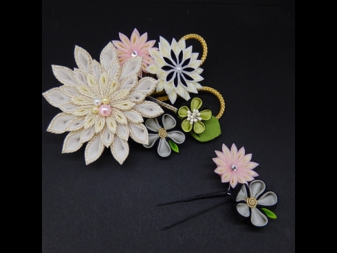 つまみ剣菊コ－ム・ミニ2点セット　白