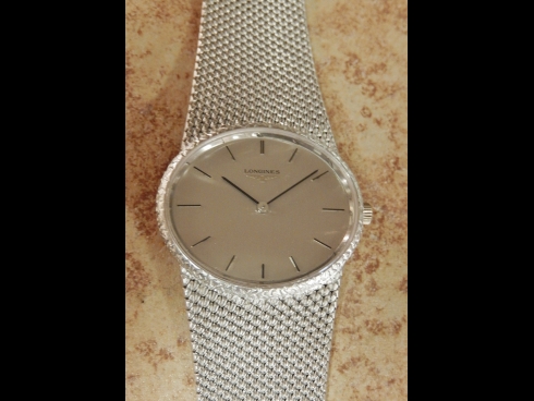 LONGINES　K18ﾎﾜｲﾄｺﾞｰﾙﾄﾞ時計　　（USED)