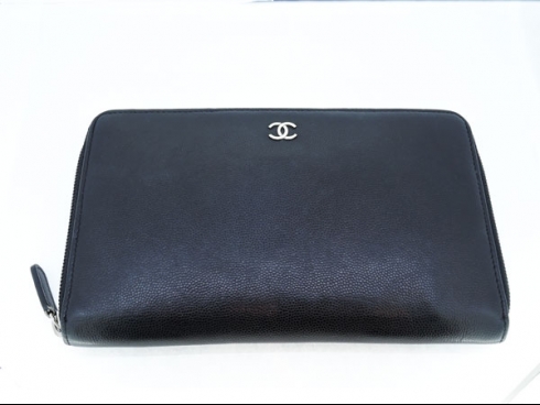 シャネル　ラウンドファスナー財布　 (USED)　