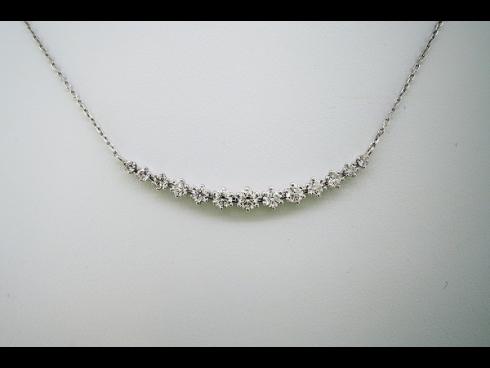 K18WGダイヤモンド（0.70ct）ネックレス
