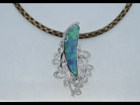 オパール ペンダント(ブローチ)ネックレス