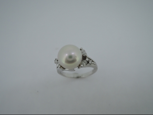 Pt アコヤ真珠(9.1mm)ダイヤモンドリング