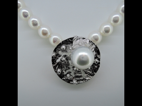 Sil南洋真珠（13.7mm）ペンダントブロ－チ