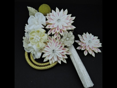 つまみ細工フラワ－コ－ム・ミニ2点セット 白