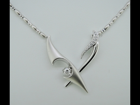 K18WGﾀﾞｲﾔﾓﾝﾄﾞペンダントネックレス　（0.10ct　0.05ct）