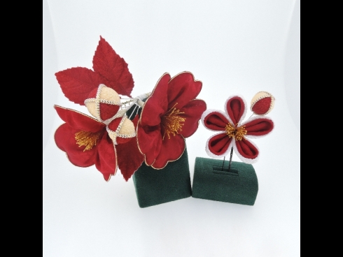 つまみ細工付　コーム＆Ｕピン２点セット(赤)